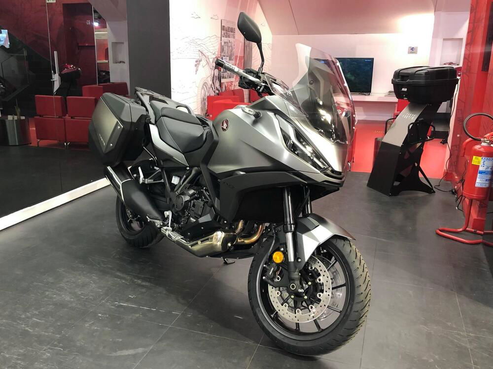 Honda NT 1100 DCT (2022 - 24) (3)