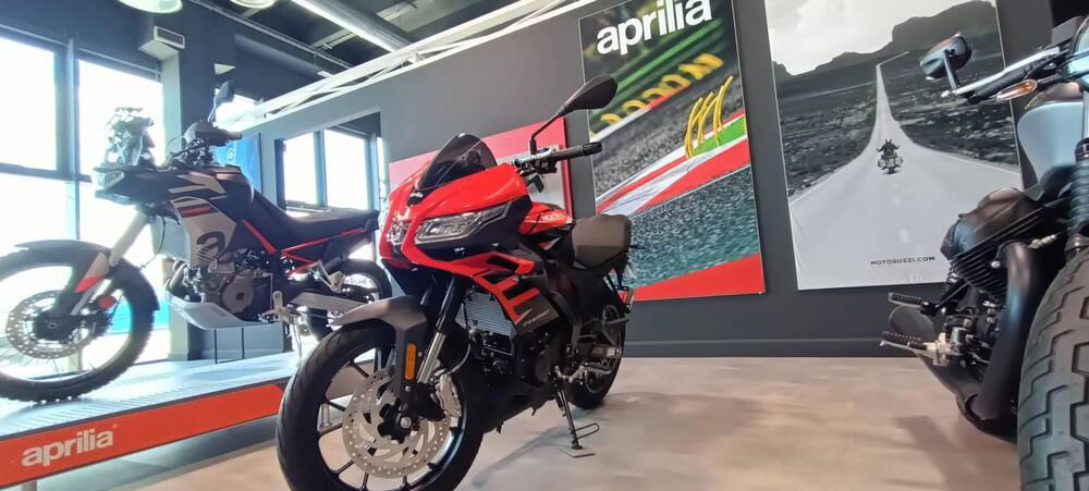 Aprilia Tuono 125 (2021 - 24) (2)