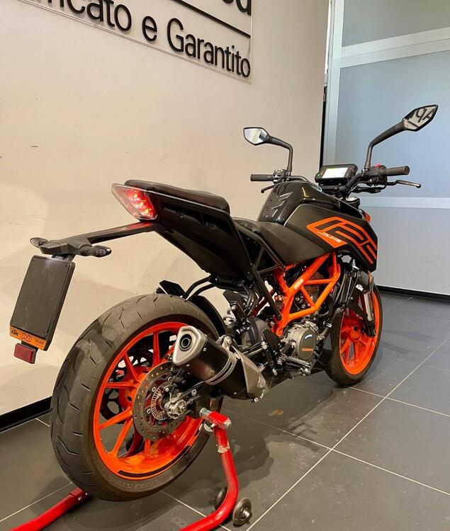 KTM 125 Duke (2021 - 23) (4)