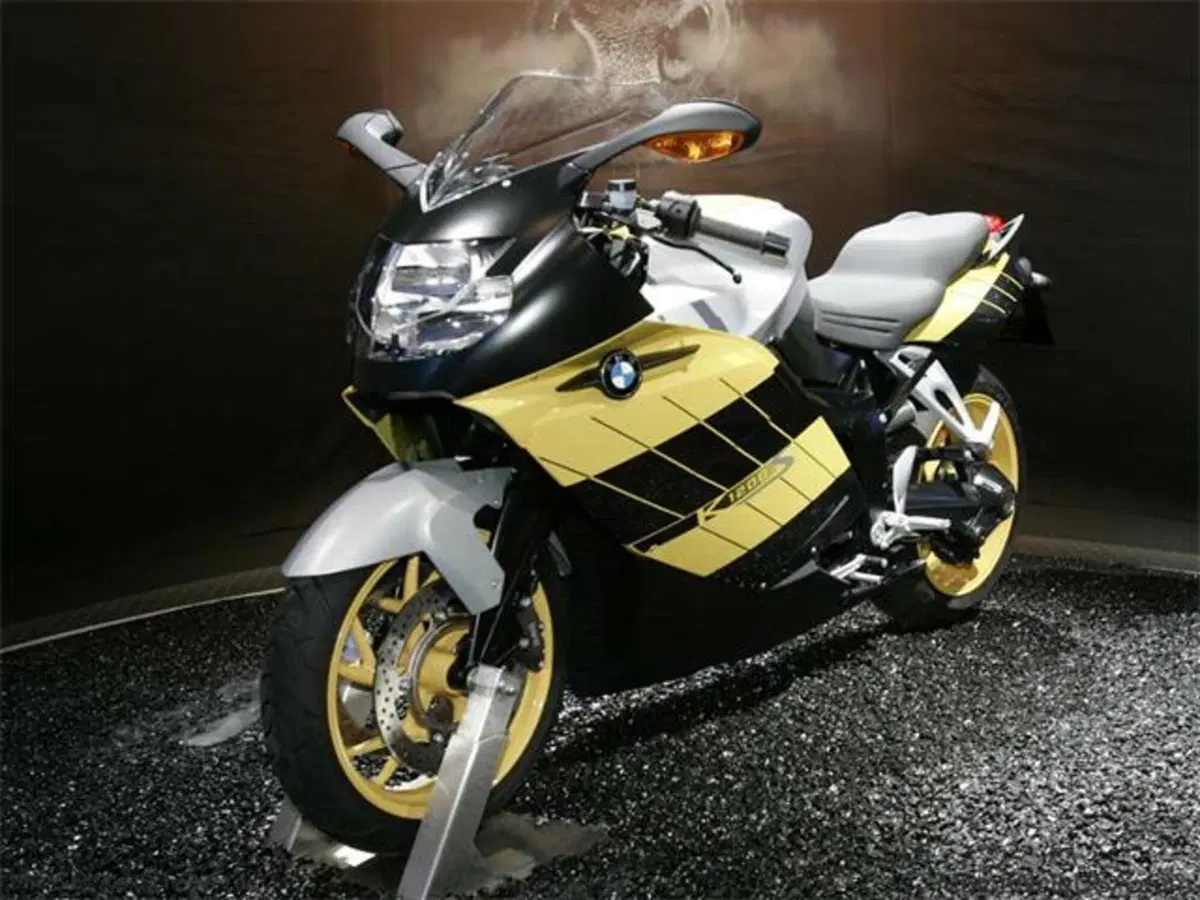 Intermot 2004: belle moto lassù a Monaco  (21)