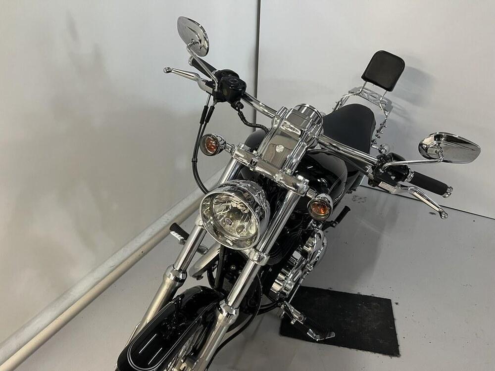 Harley-Davidson 1200 Custom (2004 - 06) - XL 1200C (5)