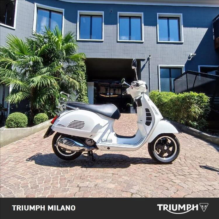 Vespa GTS 300 Hpe (2021 - 22)