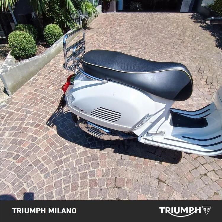 Vespa GTS 300 Hpe (2021 - 22) (2)