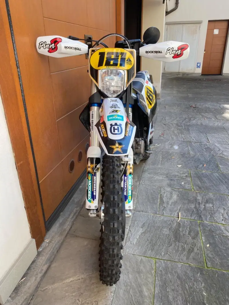 Husqvarna FE 350 Rockstar Edition (2022) (3)