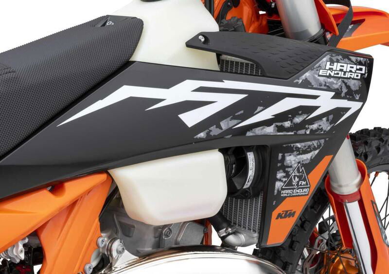 KTM EXC 300 EXC 300 Hardenduro (2025) (7)