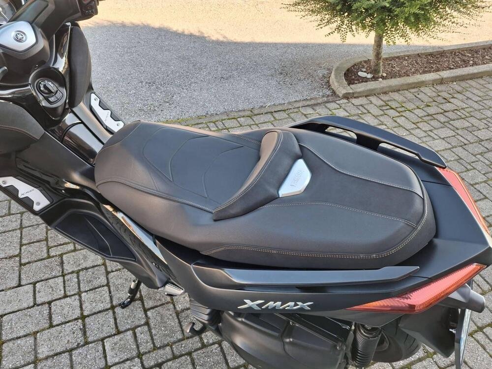 Yamaha X-Max 400 Iron Max (2019 - 20) (4)
