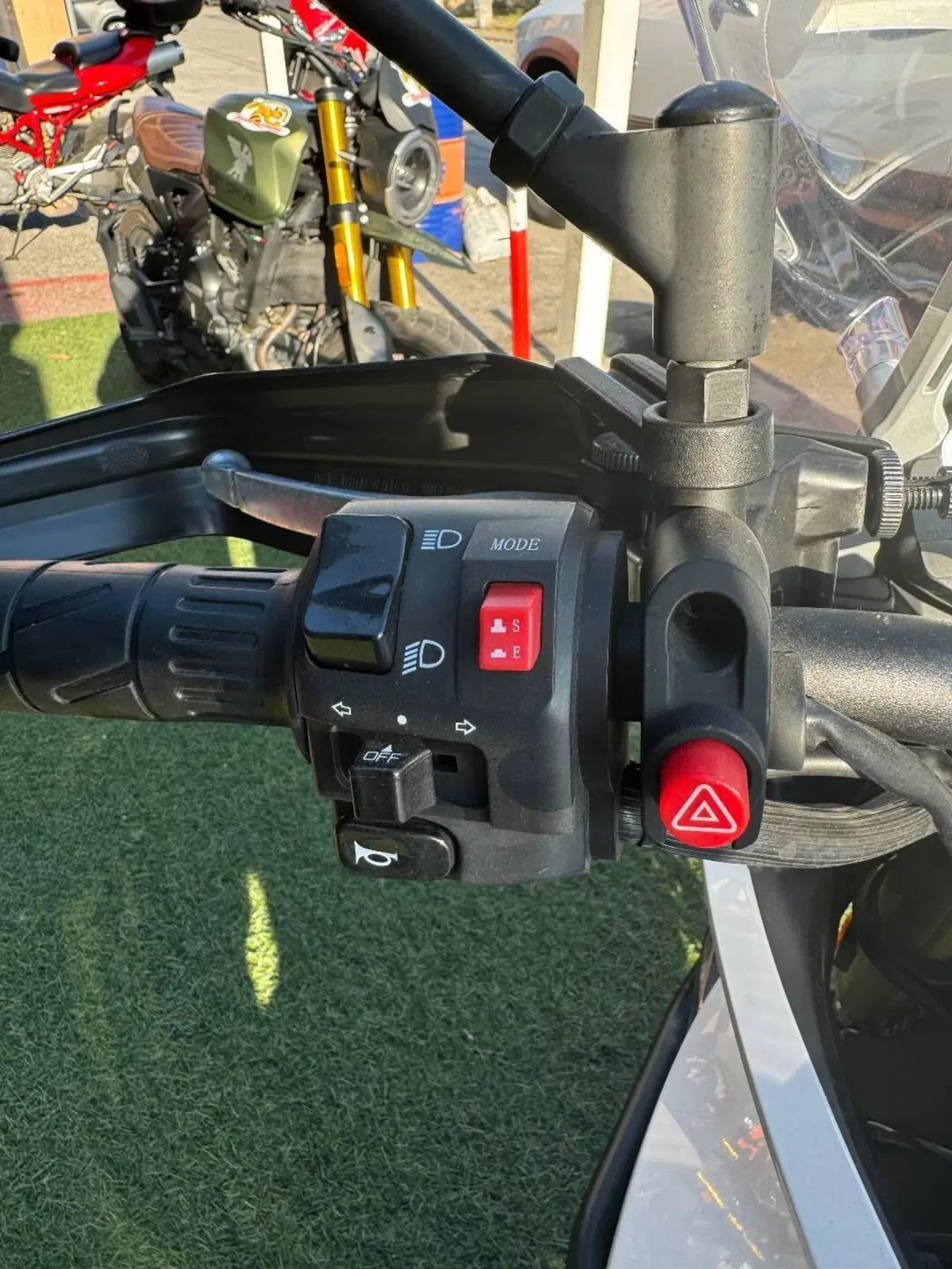 CFMOTO 650MT (2021 - 24) (10)
