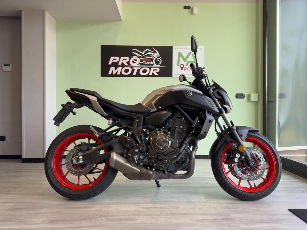 Yamaha MT-07 (2018 - 20) (2)