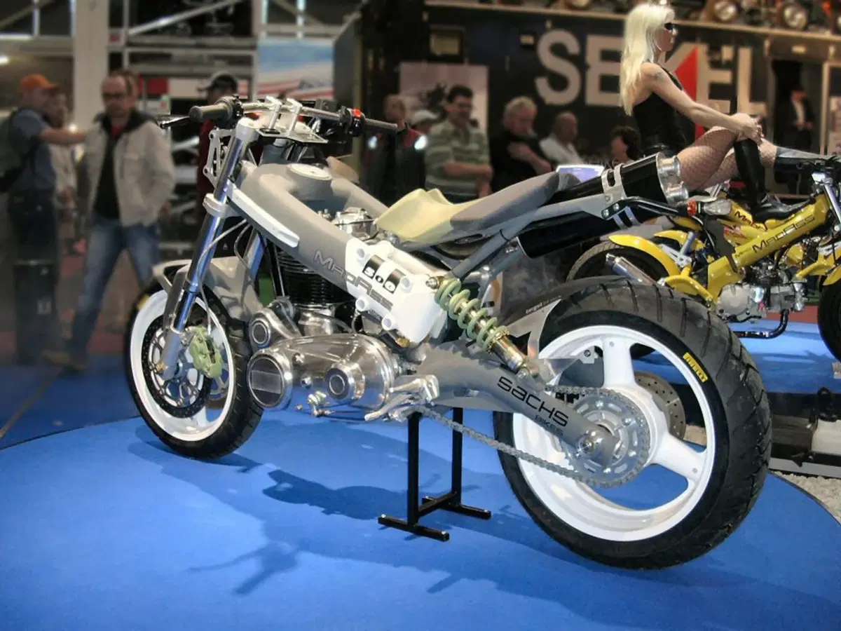 Intermot 2004: belle moto lassù a Monaco  (96)