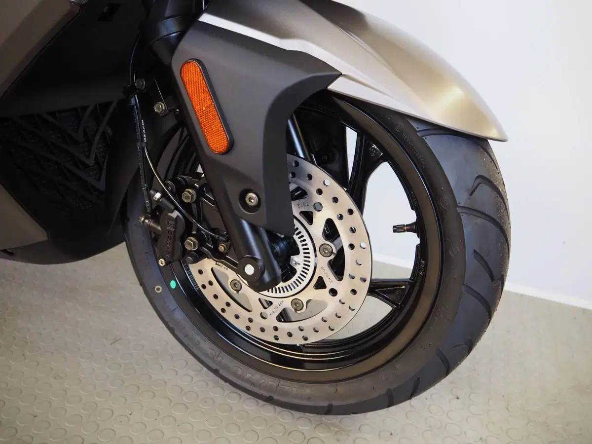 Kymco Downtown 350i GT (2024 - 26) (4)