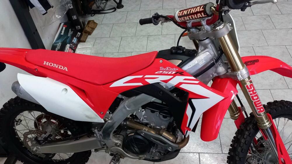 Honda CRF 250 R (2019) (2)