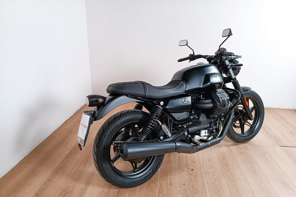 Moto Guzzi V7 850 Stone Special Abs (2021) (3)