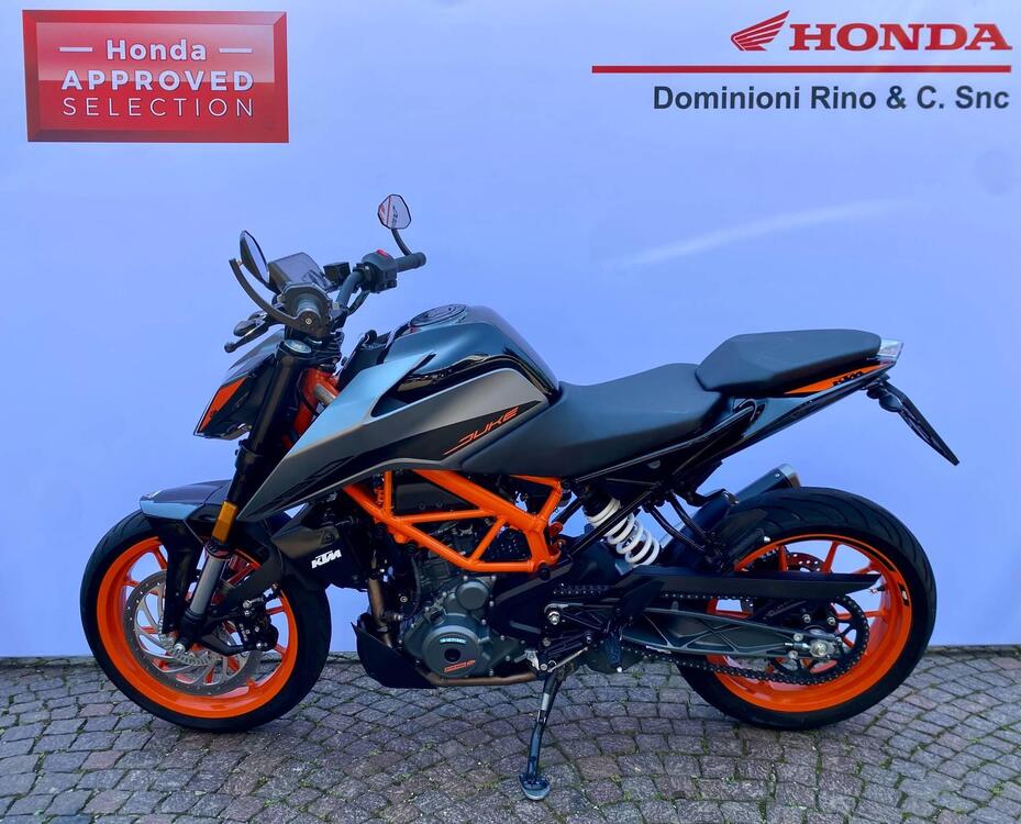 KTM 390 Duke (2021 - 23) (2)