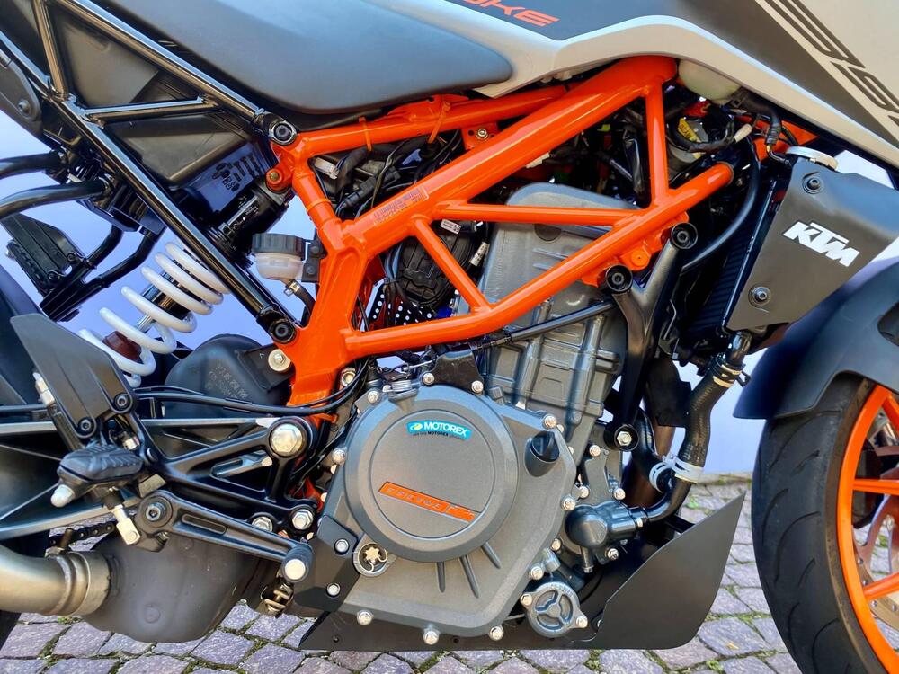 KTM 390 Duke (2021 - 23) (3)