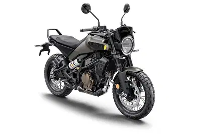 Husqvarna Svartpilen 125 (2024 - 26) nuova