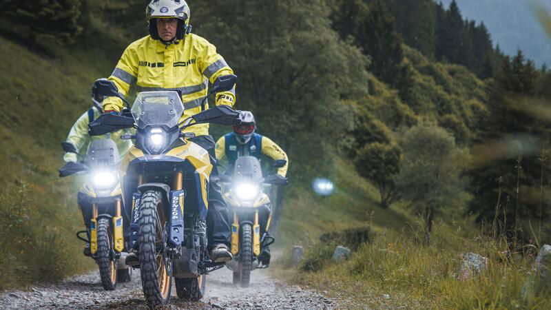 Suzuki V-Strom Day 2024: cento V-Strom tra i passi dell&rsquo;Alta Val Camonica