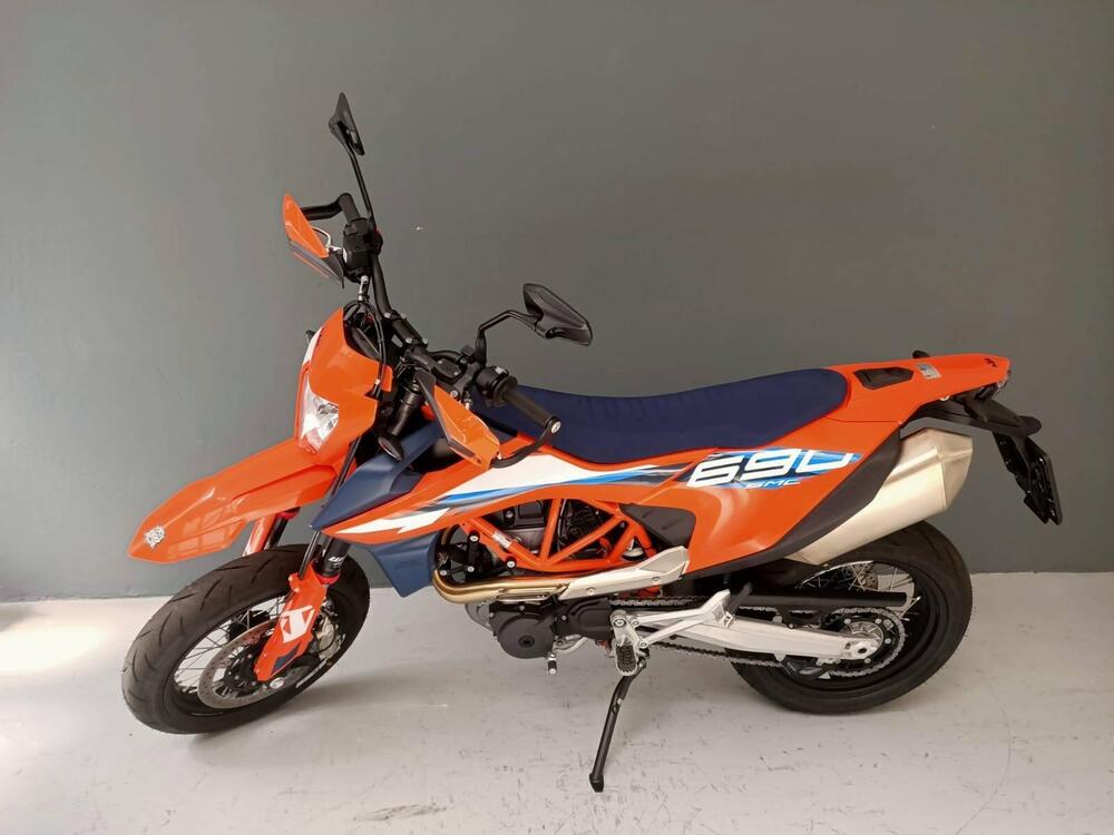 KTM 690 SMC R (2023 - 24) (2)