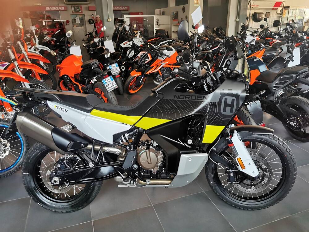 Husqvarna Norden 901 (2022 - 24)