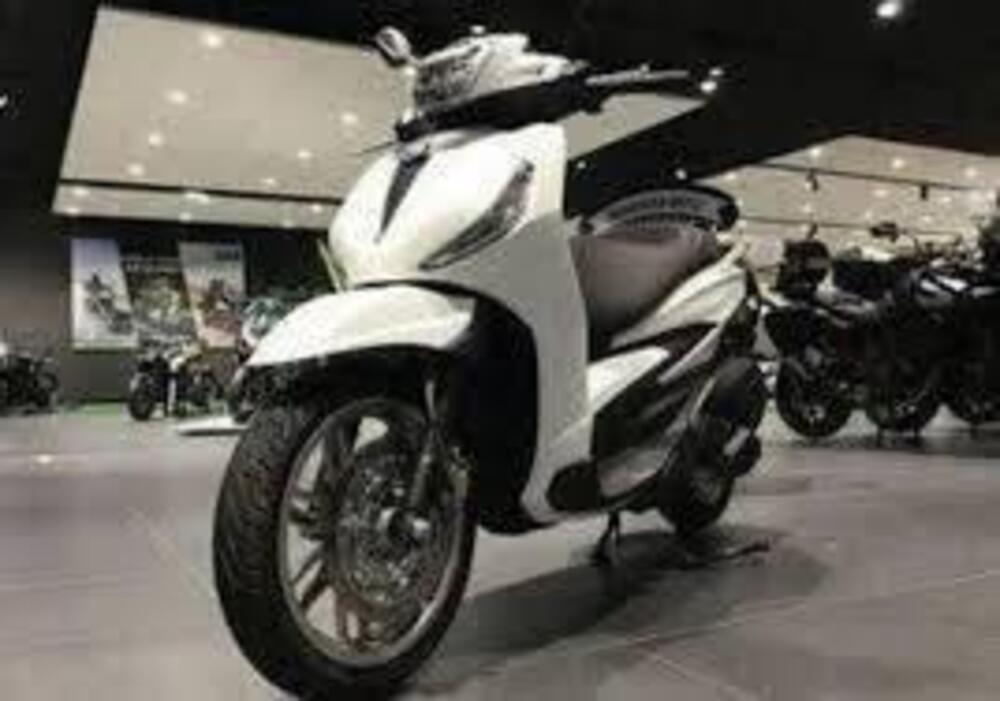 Piaggio Beverly 300 ABS-ASR (2021 - 24)