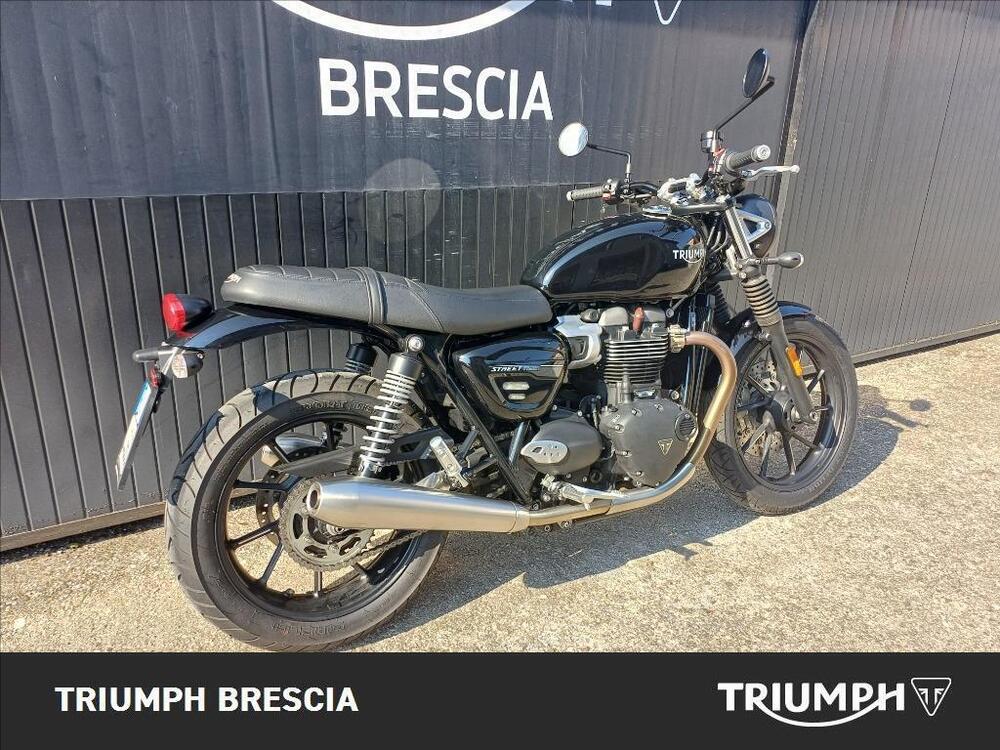 Triumph Street Twin 900 (2021 - 22) (3)