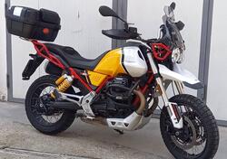 Moto Guzzi V85 TT Evocative Graphics (2021 - 23) usata