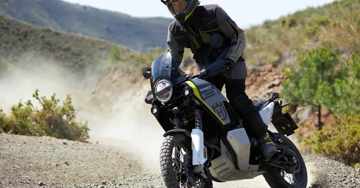WP Suspension presenta i nuovi "PRO COMPONENTS" per la Husqvarna Norden 901