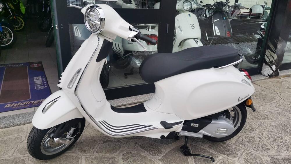 Vespa Primavera 125 (2024)