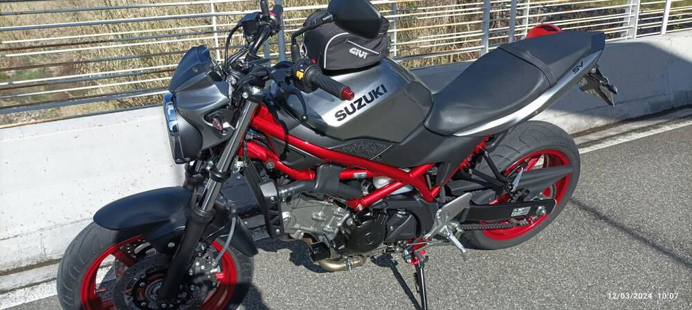 Suzuki SV 650 (2016 - 20) (5)