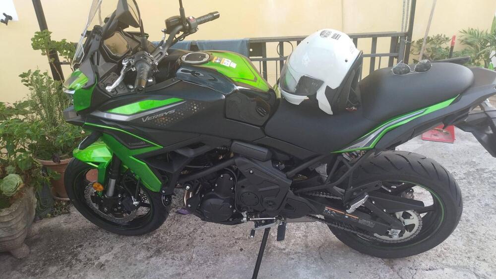 Kawasaki Versys 650 (2021 - 24) (2)