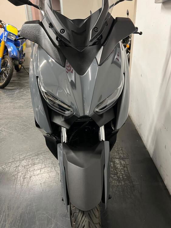 Yamaha X-Max 300 Tech Max (2021 - 24) (3)