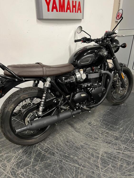 Triumph Bonneville T120 (2021 - 24) (4)