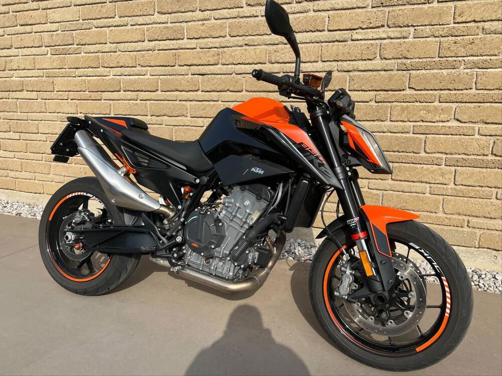 KTM 890 Duke (2021 - 23) (4)