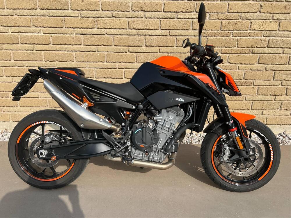 KTM 890 Duke (2021 - 23) (5)