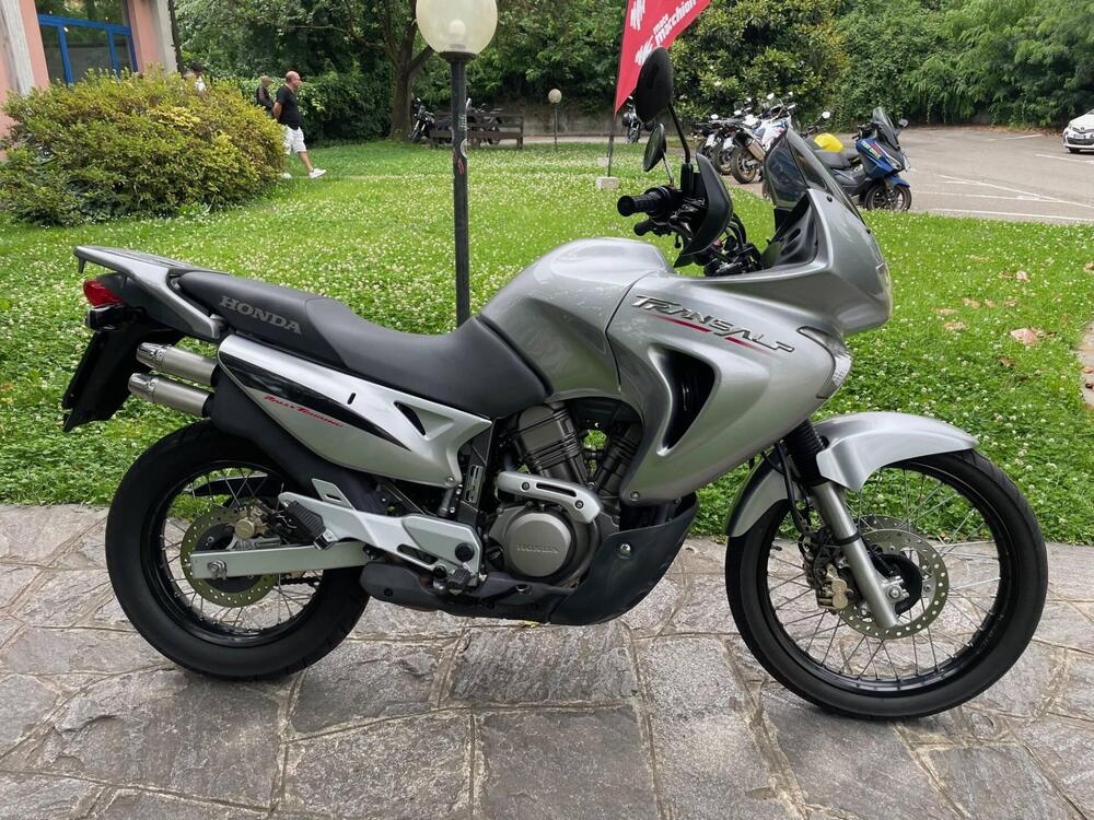 Honda Transalp XL 650V (2005 - 06) (4)