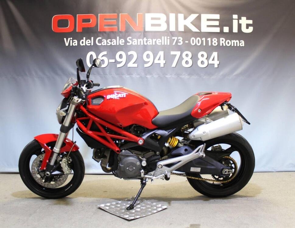 Ducati Monster 696 Plus (2007 - 14) (2)