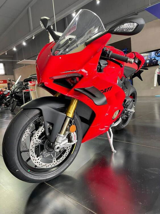 Ducati Panigale V4 S (2022 - 24) (4)