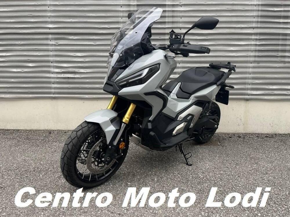 Honda X-ADV 750 DCT (2021 - 24) (4)