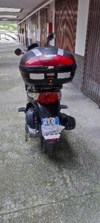 Kymco People 300i GT ABS (2016 - 20) (2)