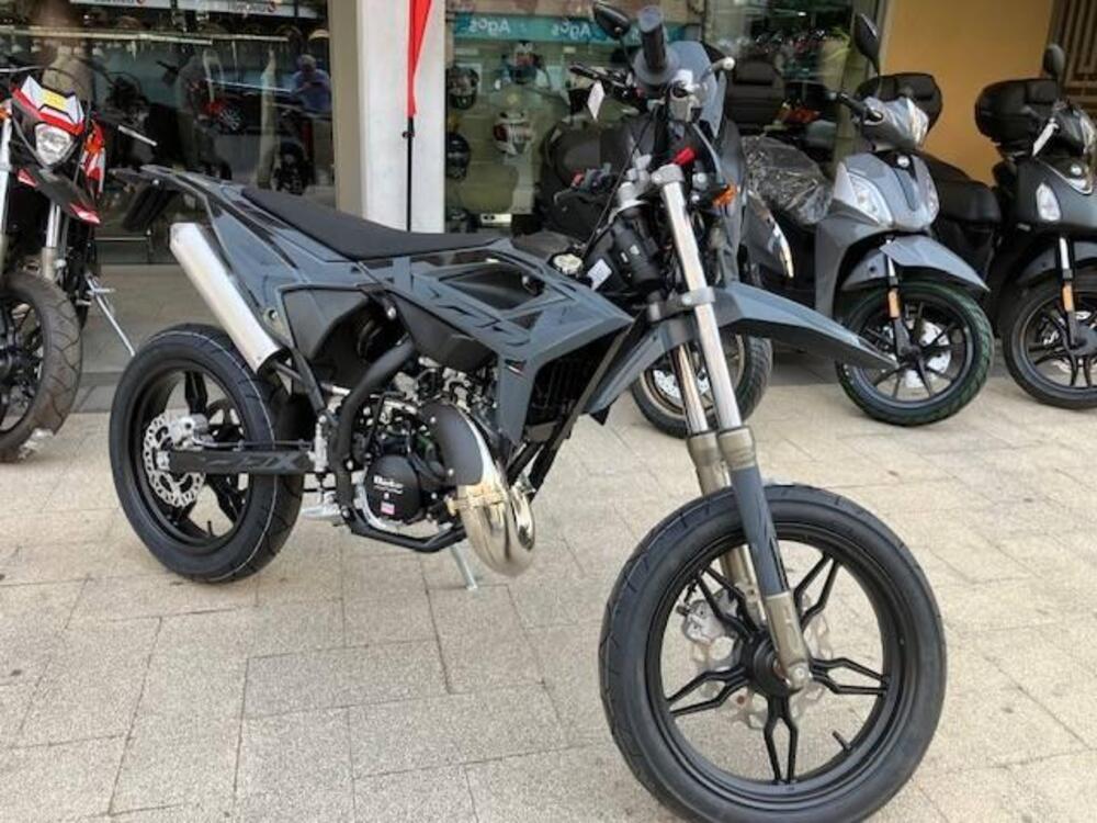 Betamotor RR 50 Motard (2021 - 24) (4)