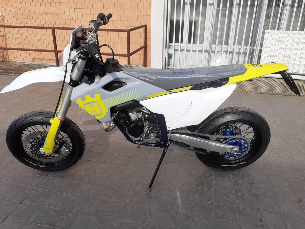 Husqvarna TE 125 (2025) (2)