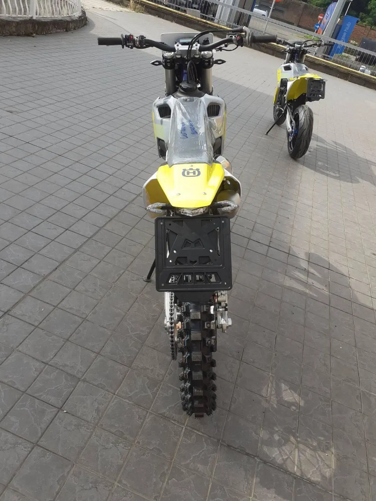 Husqvarna TE 125 (2025) (4)