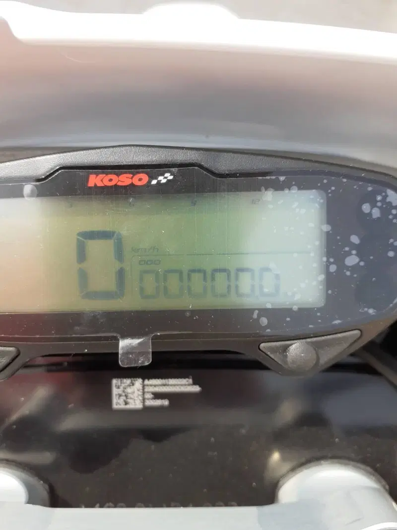Husqvarna TE 125 (2025) (9)