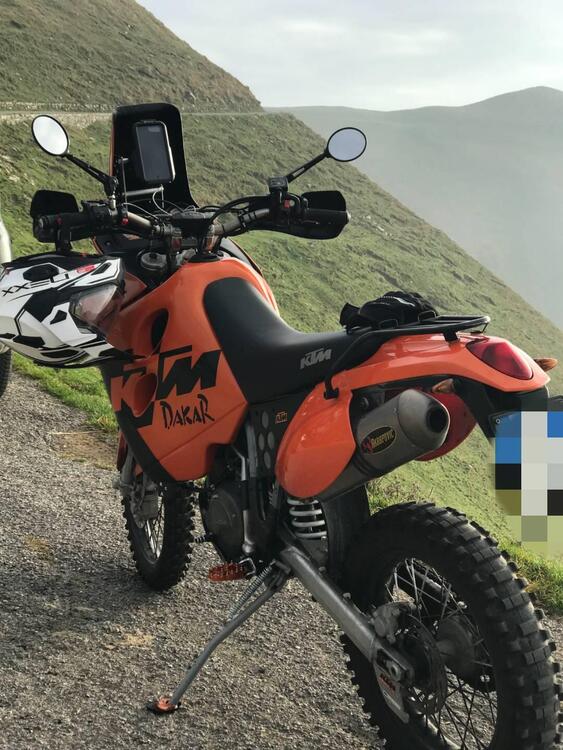 KTM 640 Lc4  Adventure (2)