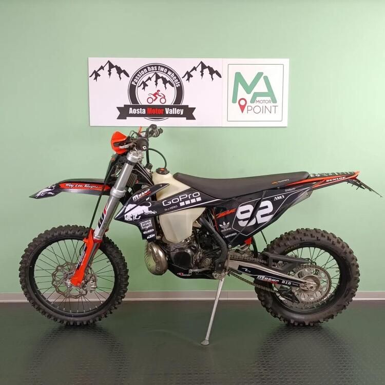 KTM EXC 300 E TPI (2022) (2)