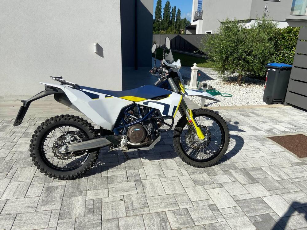 Husqvarna 701 Enduro (2021) (2)