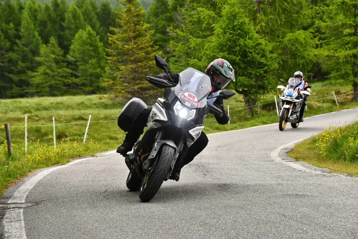 CFMOTO 700 MT, dalla Cina con furore! Il TEST: Pro e Contro [VIDEO] (3)