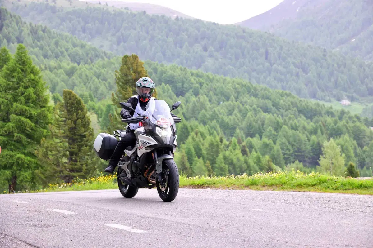 CFMOTO 700 MT, dalla Cina con furore! Il TEST: Pro e Contro [VIDEO] (10)