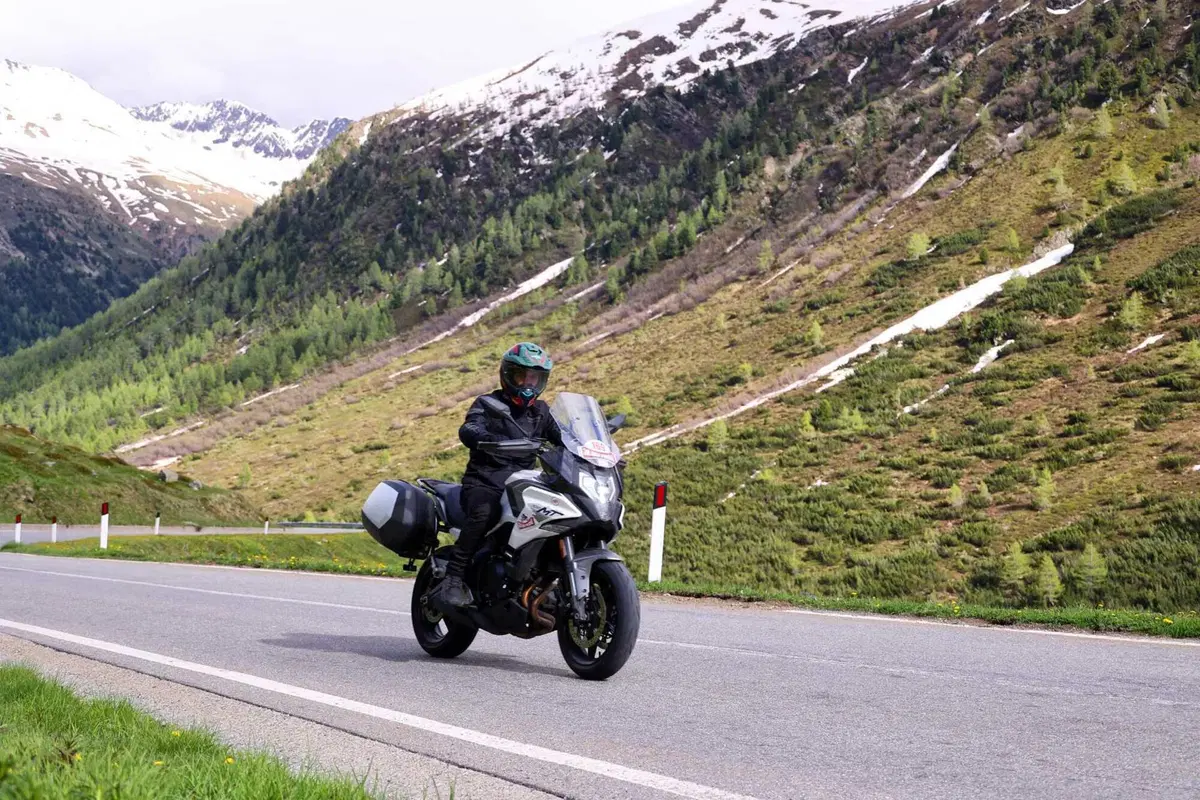 CFMOTO 700 MT, dalla Cina con furore! Il TEST: Pro e Contro [VIDEO]