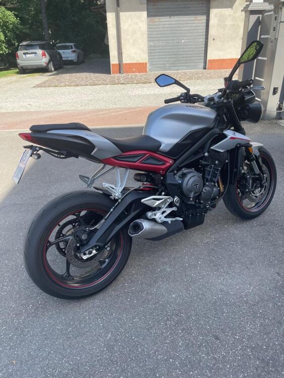 Triumph Street Triple R (2017 - 20) (5)