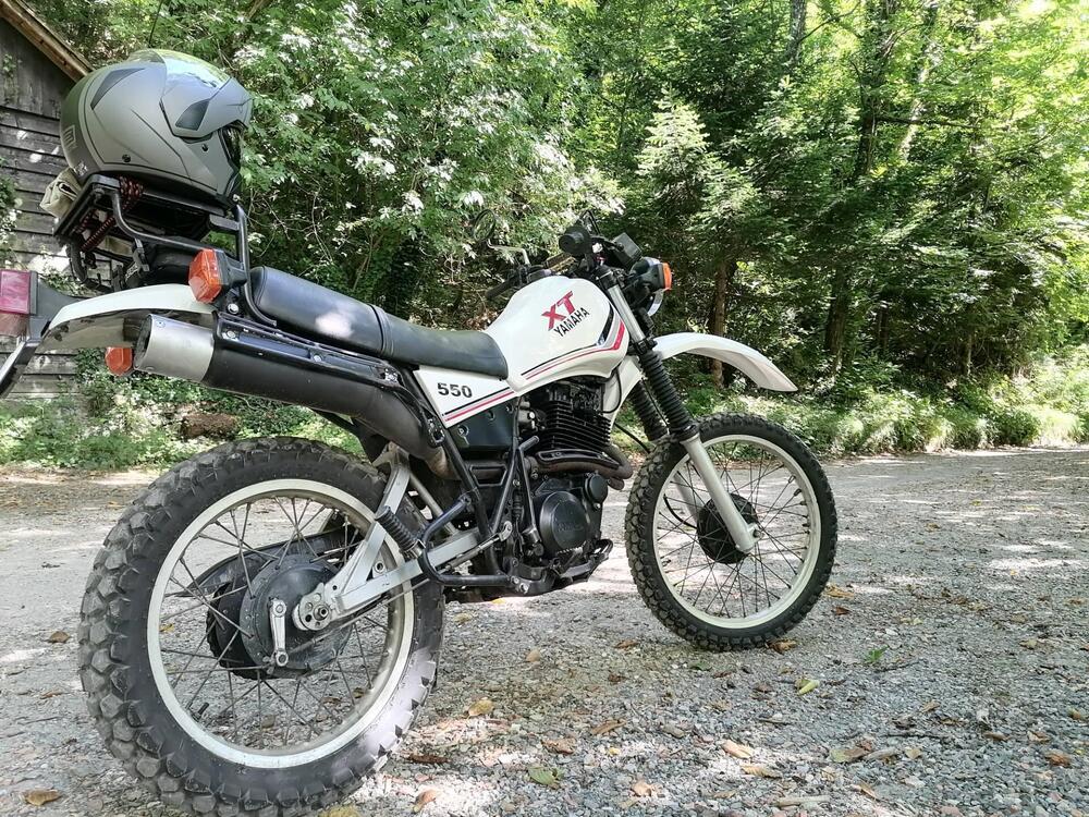 Yamaha Xt550 (2)